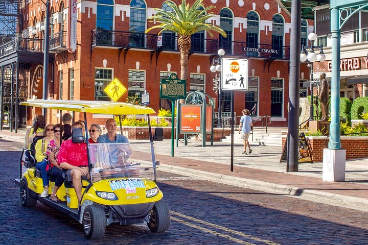 Geführte Tampa-Sightseeing-Tour in einem Deluxe-Golfwagen mit Straßenzulassung