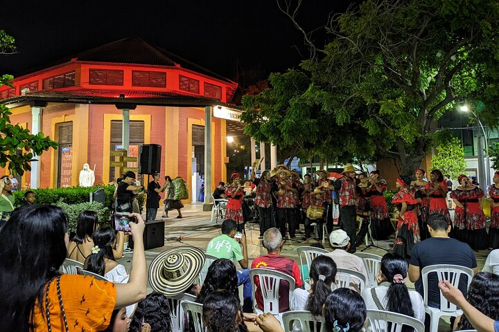 Escapada noturna caribenha, Barranquilla e Puerto Colombiano