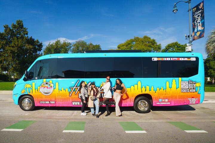 Best of Los Angeles Guided City Tour with 4 Stops and Free Time