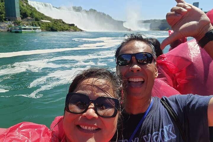 Cataratas del Niágara, Canadá : Paseo en barco, Viaje detrás de las cataratas