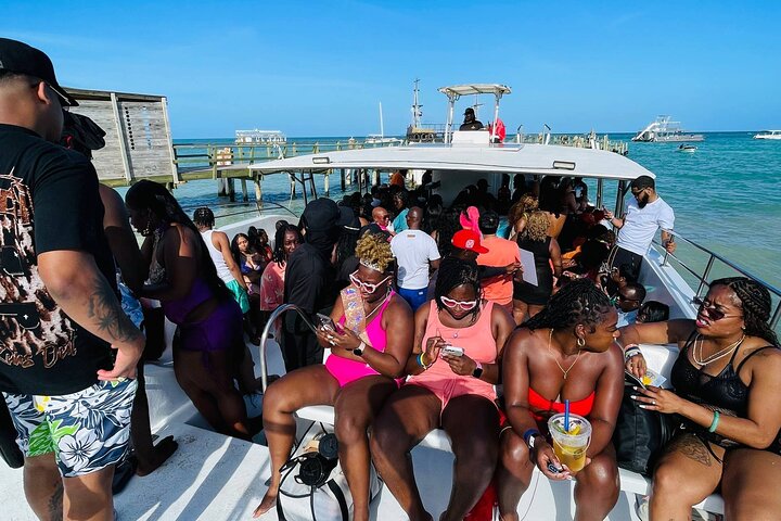 Eksklusiv Hip Hop Punta Cana festbåt med åpen bar *bare for voksne