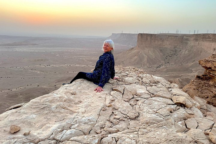 Kort 3 - Hour Second Edge of the World Tour: Darb Al-Manjour Trail