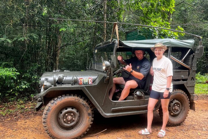 Explore o norte da ilha de Phu Quoc por Jeeps do Exército Clássico