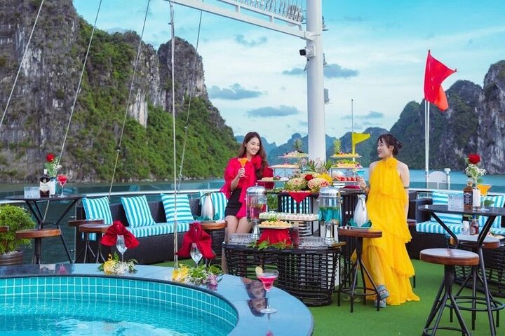 Croisière de luxe Halong Excursion d'une journée au départ de Hanoï: All Inclusive