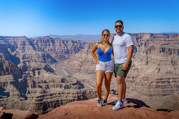 Grand Canyon West, Hoover Dam Stop, Wi-Fi, Lunch & Skywalk