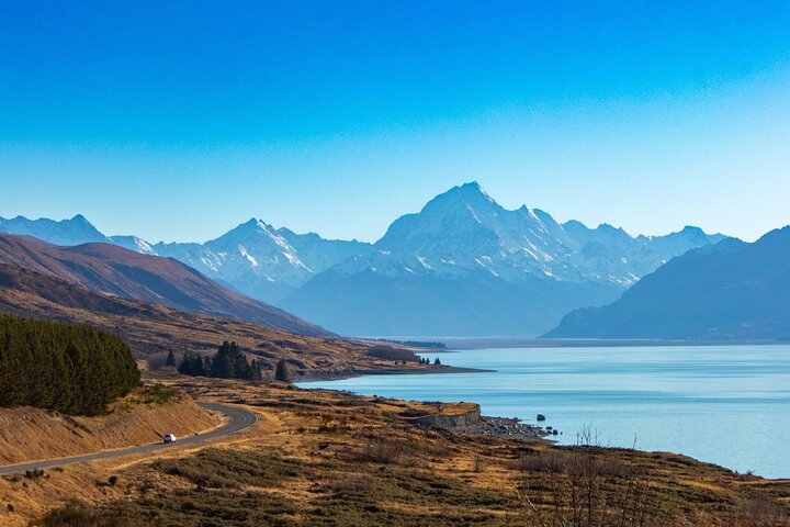 Excursão só de ida de Christchurch a Queenstown via Mt Cook e Lago Tekapo