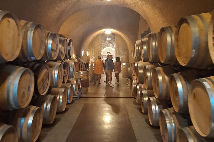 "Fabulous Private Wine Tour of Napa & Sonoma for 2 to 5 People"
