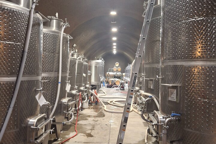 "Fabulous Private Wine Tour of Napa & Sonoma for 2 to 5 People"