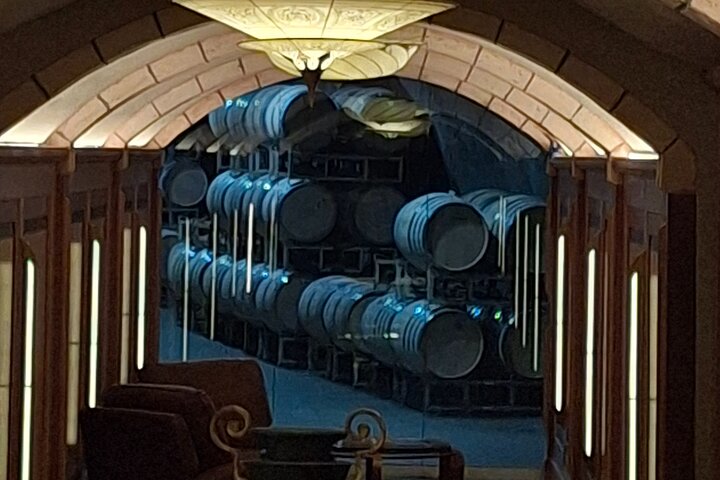 "Fabulous Private Wine Tour of Napa & Sonoma for 2 to 5 People"