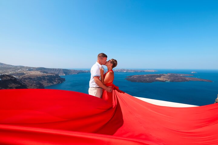 Eksklusiv Santorini Flying Dress Photoshoot med Pickup