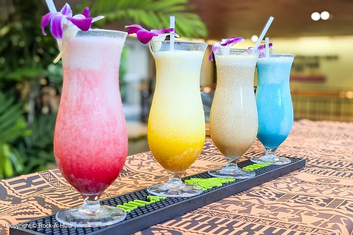 Buffet Waikiki Luau con biglietto opzionale per lo spettacolo Rock-A-Hula