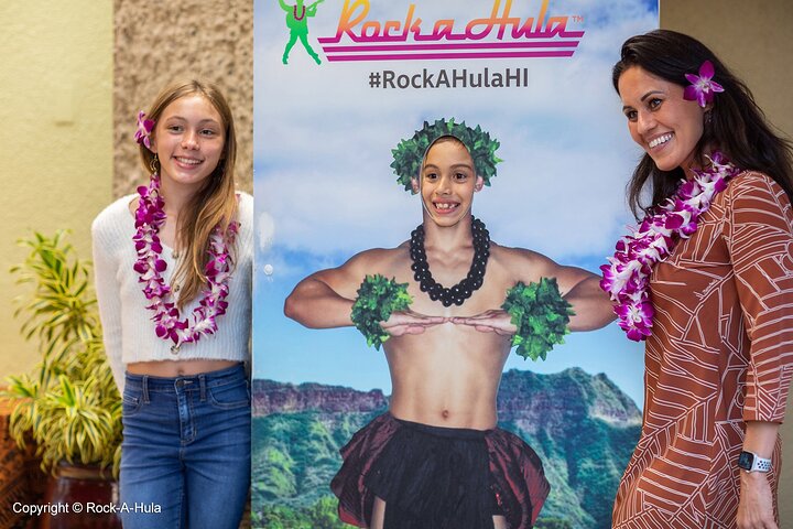 Buffet Waikiki Luau con biglietto opzionale per lo spettacolo Rock-A-Hula