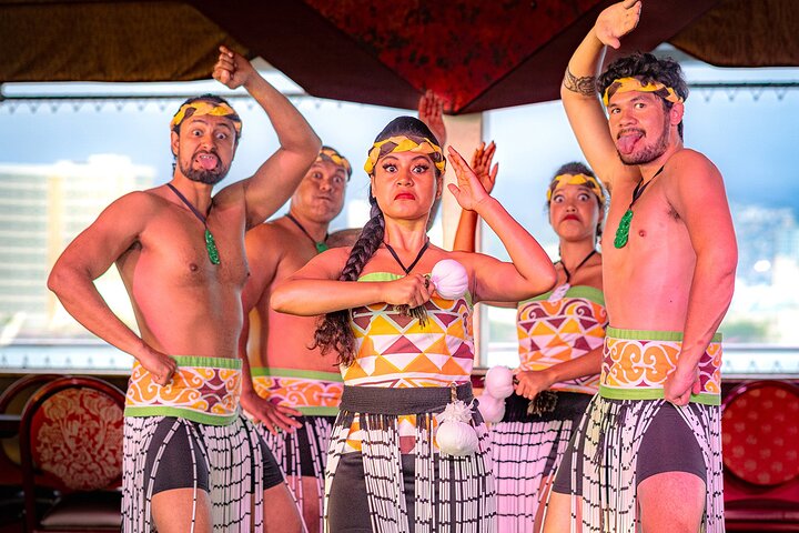 Honolulu : Kreuzfahrt und Show zum Sonnenuntergang im Pazifik