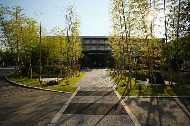 Jo-an Tea House Tour & Urakuen Suite Aufenthalt im Hotel Indigo Inuyama
