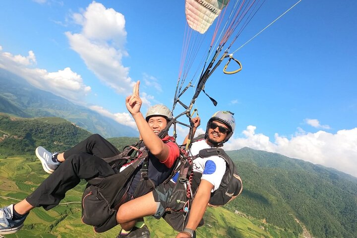 90 - Tour giornaliero di Sapa in parapendio – trasferimento in hotel incluso