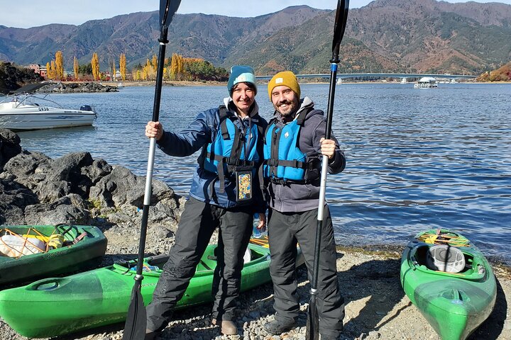 Excursión panorámica en kayak por el lago Kawaguchiko