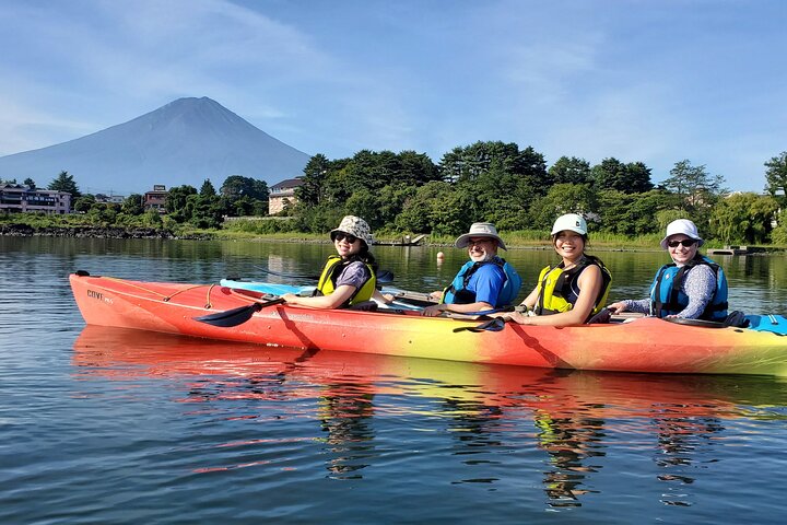 Excursión panorámica en kayak por el lago Kawaguchiko