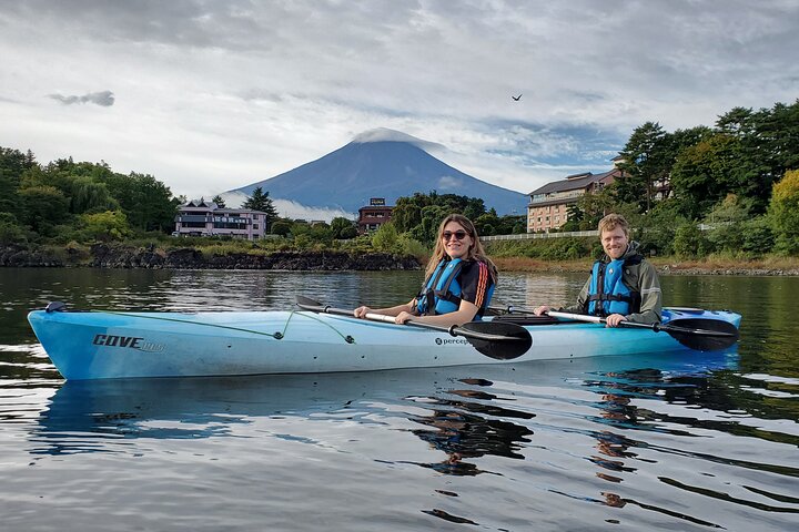 Excursión panorámica en kayak por el lago Kawaguchiko