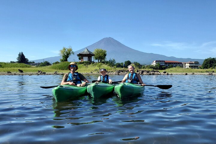 Excursión panorámica en kayak por el lago Kawaguchiko