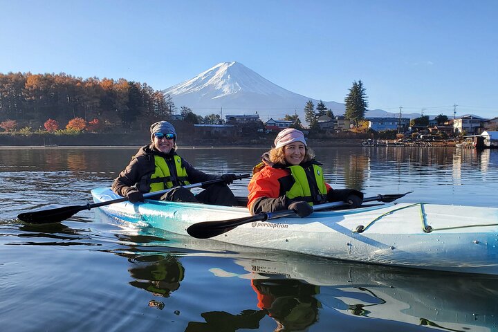 Excursión panorámica en kayak por el lago Kawaguchiko