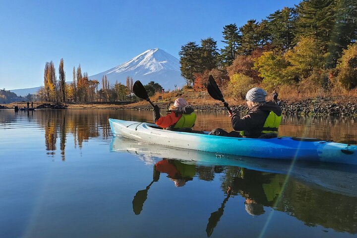 Excursión panorámica en kayak por el lago Kawaguchiko
