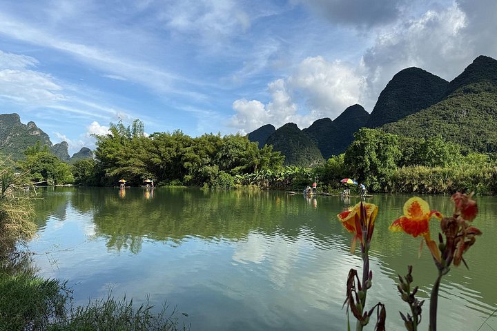 1 dagers Li River Cruise fra Guilin til Yangshuo med privat guide og sjåfør