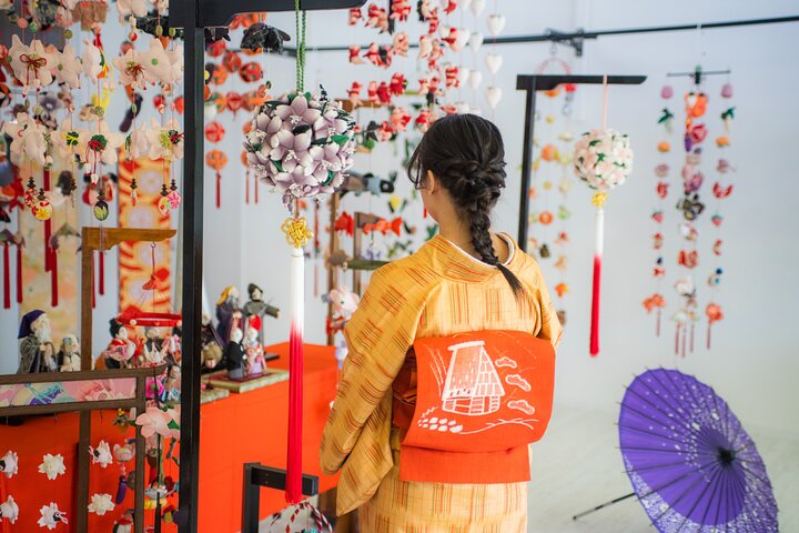 Paseo en Kimono Auténtico Privado en Nostálgico Village, Minakami