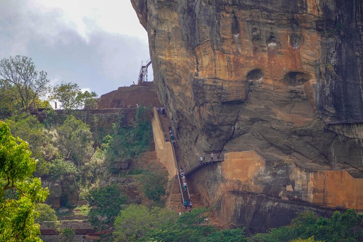 Sigiriya Hike & Minneriya Safari Privétour van een hele dag