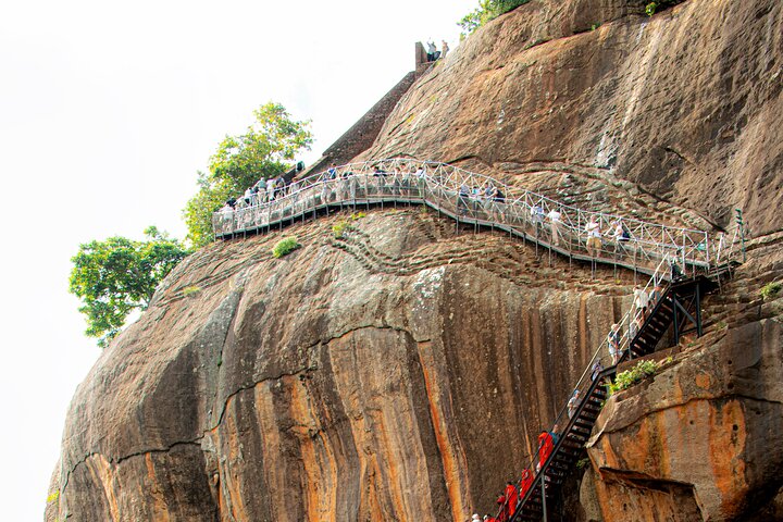 Sigiriya Hike & Minneriya Safari Privétour van een hele dag