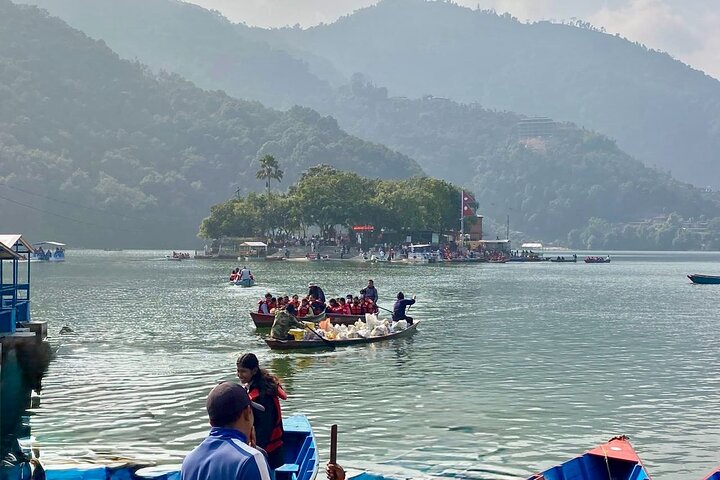 Pokhara: Full-Day Sightseeing & Viewpoints Tour – Private/Group