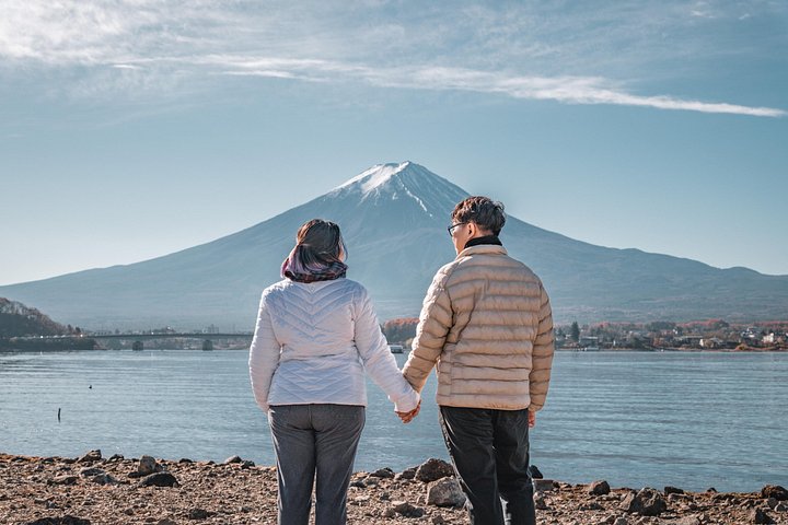 Mt. Fuji 2-Hour Photo Shoot with a Local Photographer-Kawaguchiko