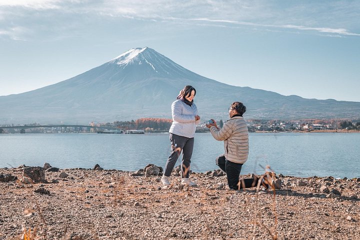 Mt. Fuji 2-Hour Photo Shoot with a Local Photographer-Kawaguchiko