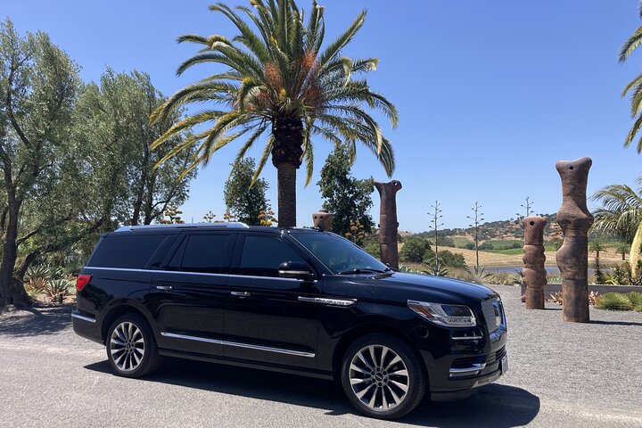 "Fabulous Private Wine Tour of Napa & Sonoma for 2 to 5 People"