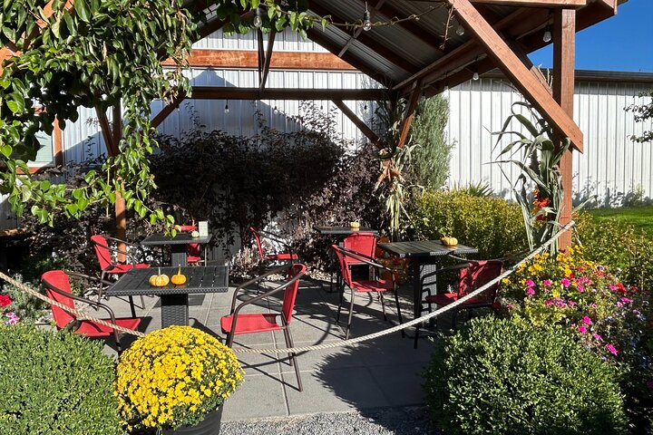 Okanagan Bee Tour et déjeuner dans une cave à Kelowna