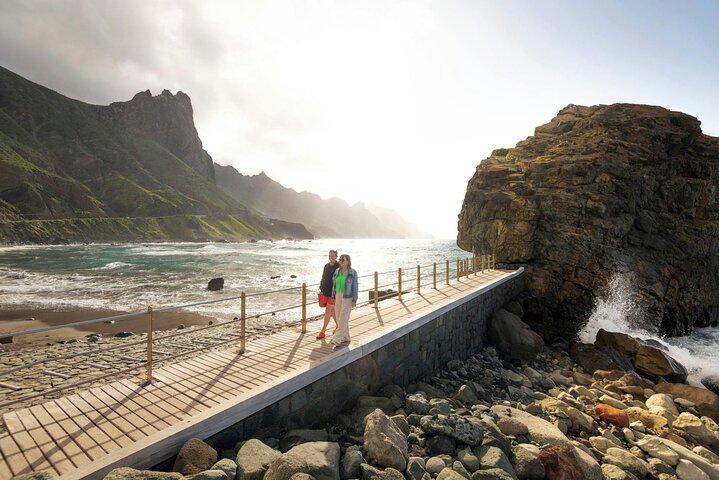 Tour privato intorno a Tenerife con Guida in auto di lusso