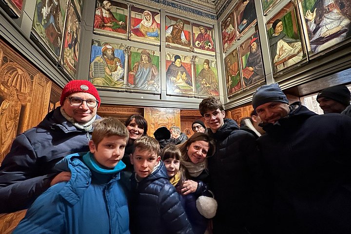 Pequeños exploradores de la ciudad de Urbino Búsqueda del tesoro para niños y familias