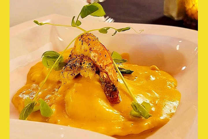 Tour Gastronómico Histórico de San Agustín en Carro Eléctrico con Recogida