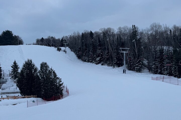 Privater Tagesausflug von Montreal nach Mont-Tremblant - Von Kian