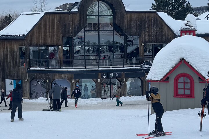 Privater Tagesausflug von Montreal nach Mont-Tremblant - Von Kian