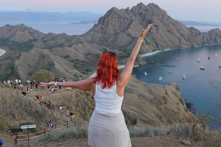 Labuan Bajo 3 Dias 2 Noites Excursão em Barco Deluxe Pinisi