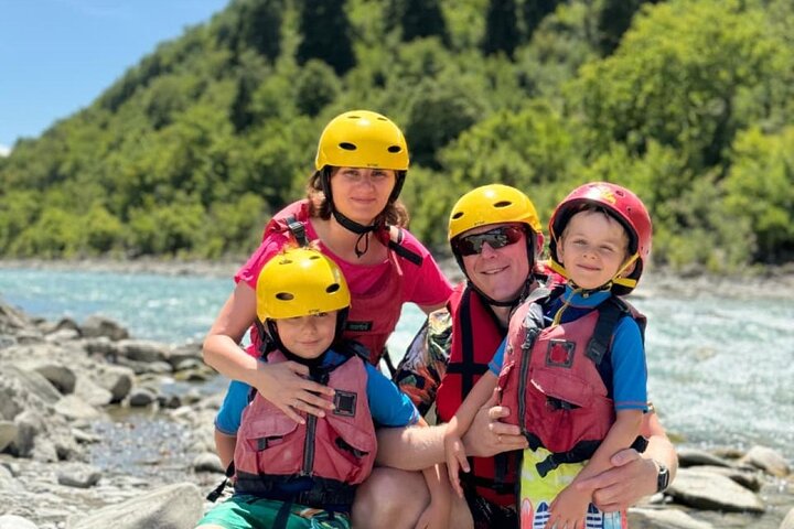 Famiglia Rafting Fiume Vjosa a Permet Albania