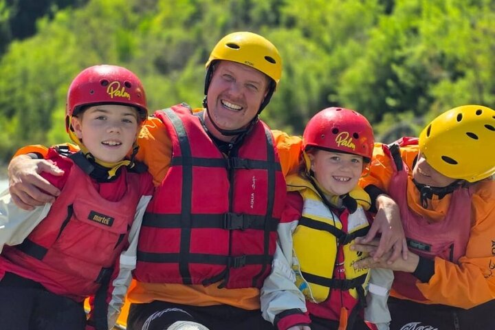 Famiglia Rafting Fiume Vjosa a Permet Albania