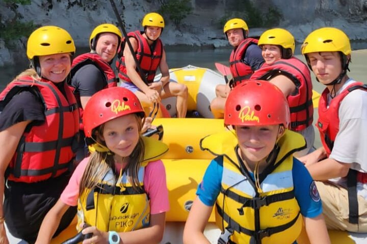 Famiglia Rafting Fiume Vjosa a Permet Albania