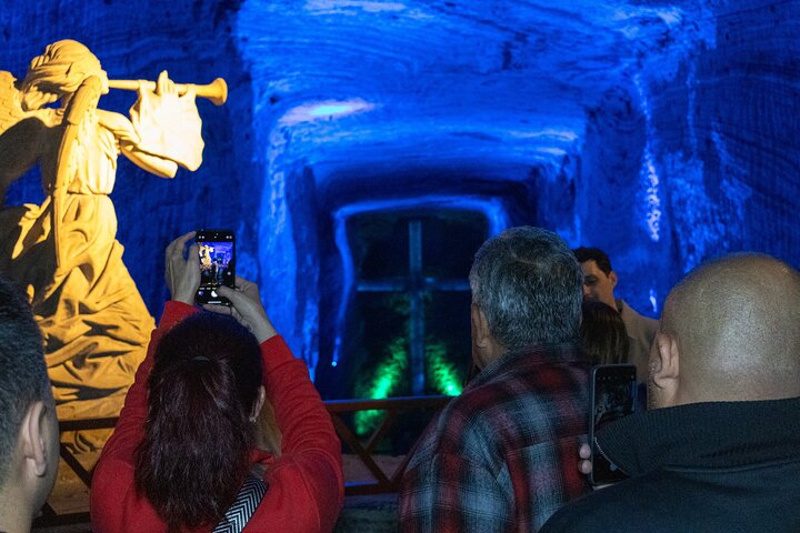 Visite de groupe partagée à la cathédrale de sel de Zipaquirá avec prise en charge