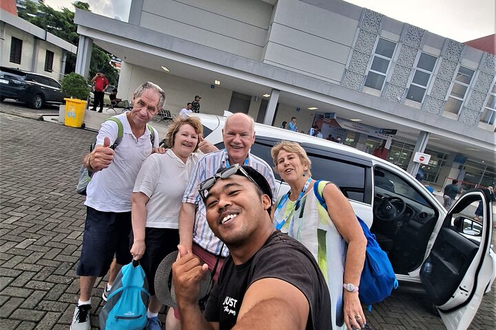 Aluguer de carros privados Lombok com o motorista