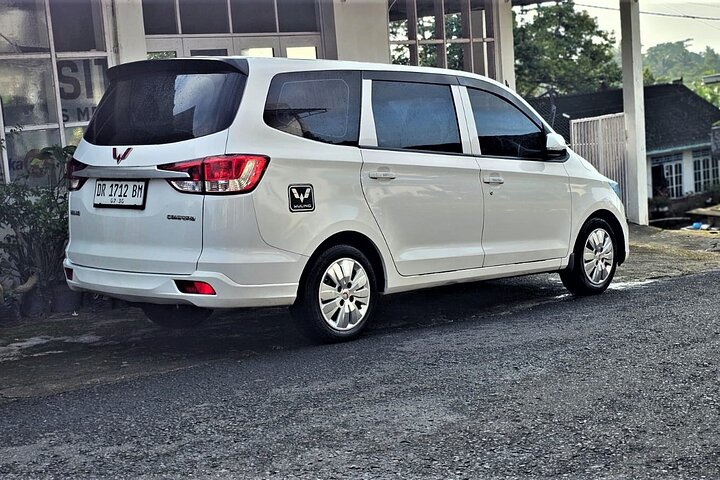 Aluguer de carros privados Lombok com o motorista