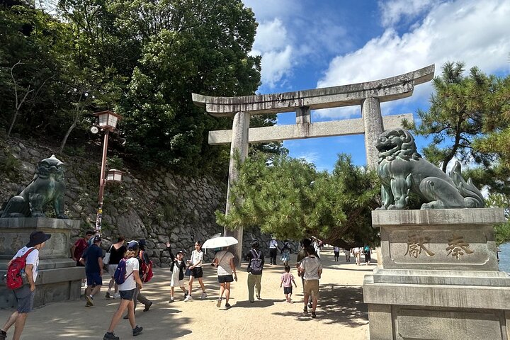 Hiroshima et Miyajima : excursion d'une journée en petit groupe sur 2 sites de l'UNESCO