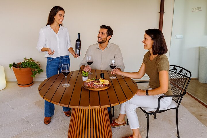 Olbia: Wine Tour in Gallura + Degustazione + pickup incluso