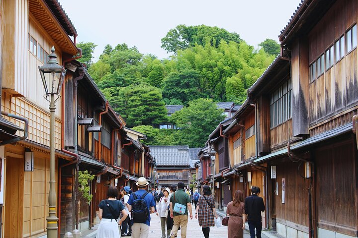 Shirakawago & Kanazawa från Kanazawa