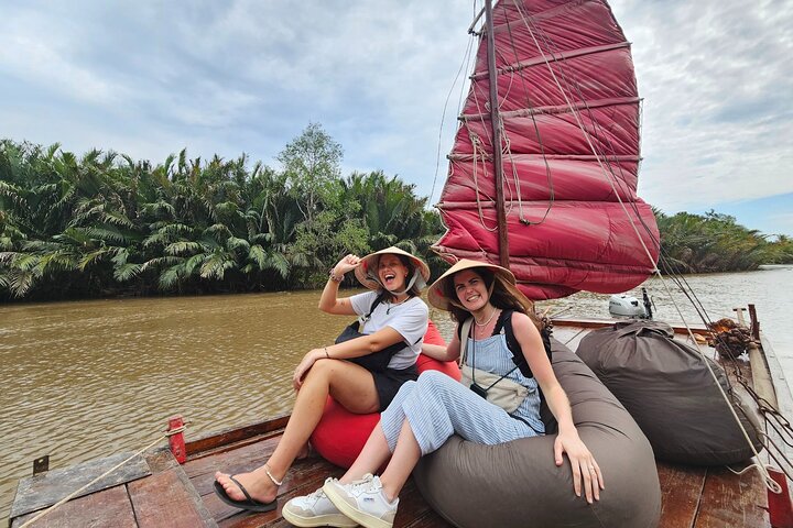 Mekong River Relaxing Crociera in barca a vela ai canali del cocco (1.5HRS)